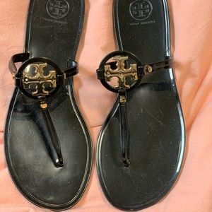MINI MILLER FLAT THONG SANDAL
